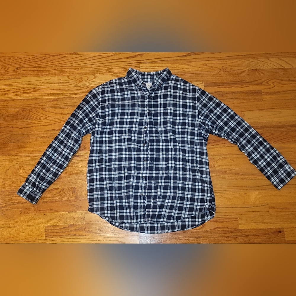 Croft & Barrow Navy and White Checkered Casual Flannel Shirt
